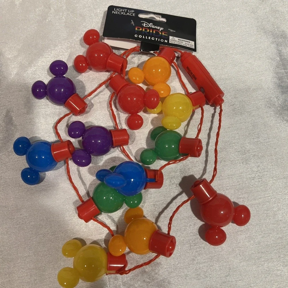 NEW NWT Disney Parks‎ Pride Collection Mickey Mouse Light Up Rainbow Necklace